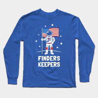 Finders Keepers: Astronaut Claims the Moon with an American Flag Long Sleeve T-Shirt